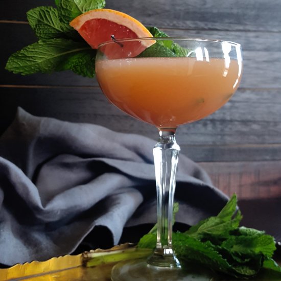 Bourbon & Grapefruit Cocktail