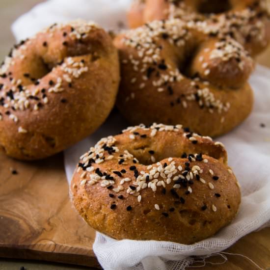 Easy Whole Wheat Bagels