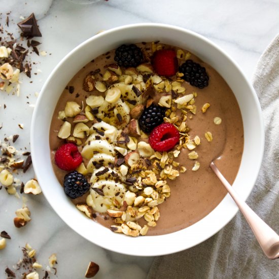 Chocolate Hazelnut Smoothie Bowl