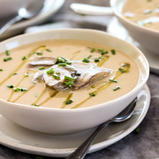 Vegan Cream of Mushroom Soup