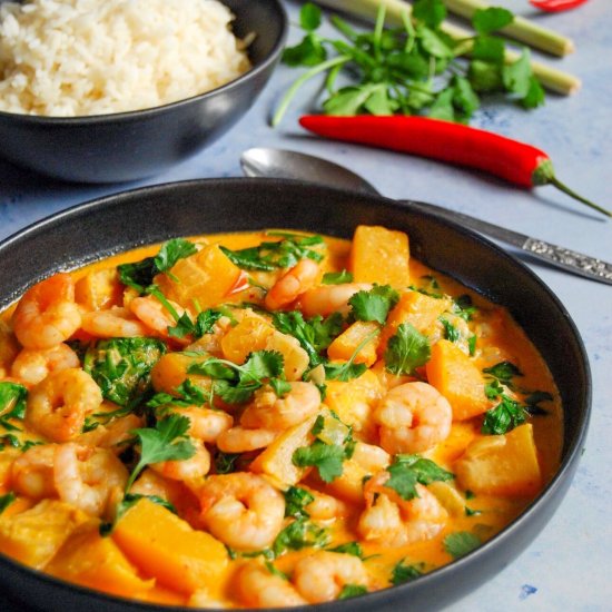 Thai red prawn and spinach curry