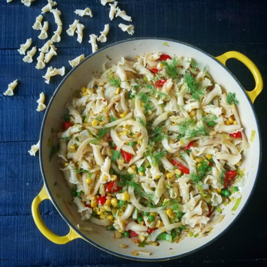 Pasta with fennel, tomatoes