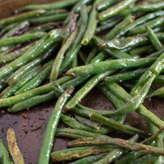 Easy Roasted Green Beans