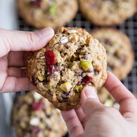 Pistachio Oatmeal Cranberry Cookies