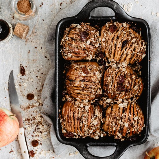 HASSELBACK APPLES WITH OATS