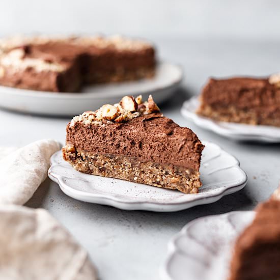 Vegan Chocolate Hazelnut Cheesecake