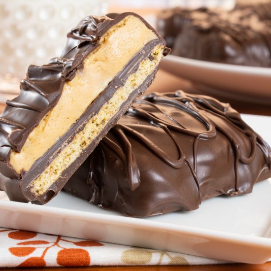 Peanut Butter Chocolate Graham Sandwich