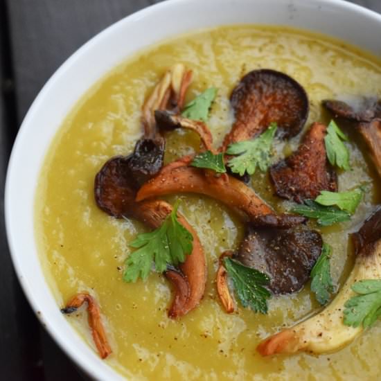 Sunchoke Soup with Mushrooms