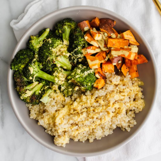 Veggie Bowls with Turmeric Sauce