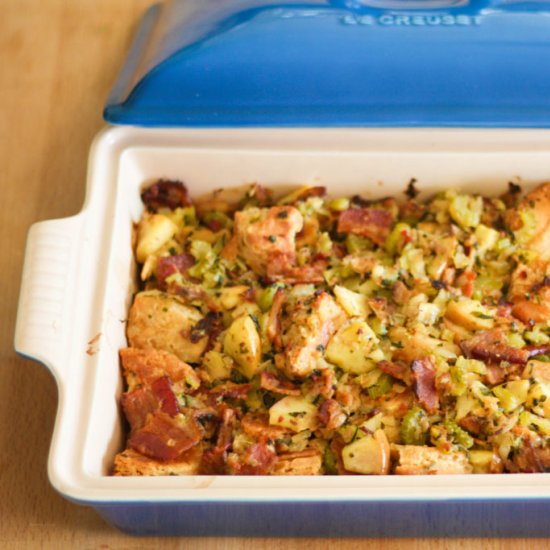 Apple Bacon Biscuit Stuffing