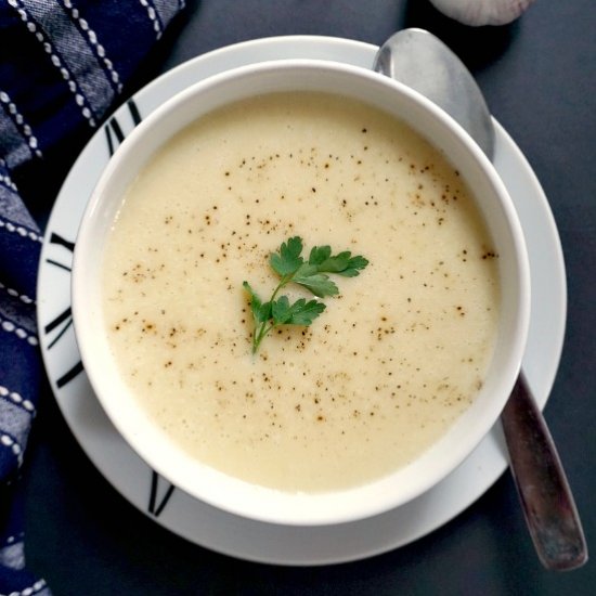 Cream of Garlic Soup