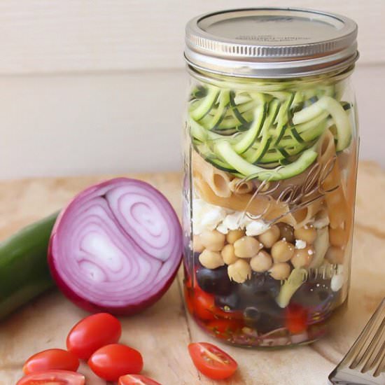 Mason Jar Italian Pasta Salad