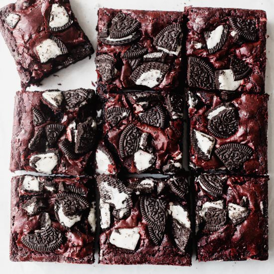 Red Velvet Oreo Brownies