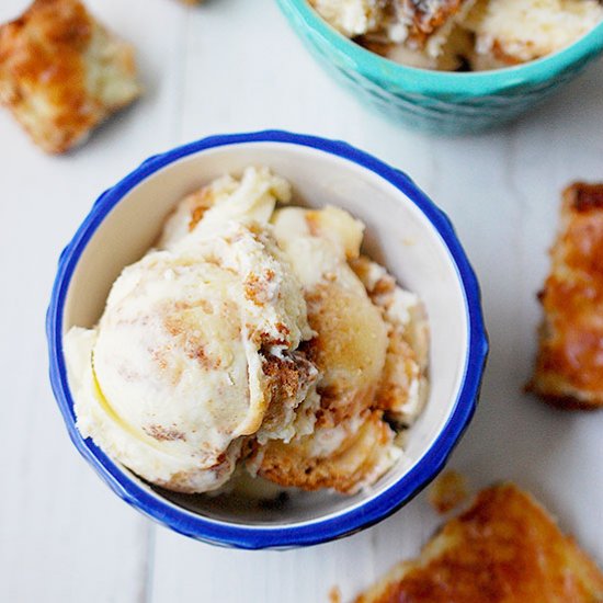 Ooey gooey butter cake ice cream