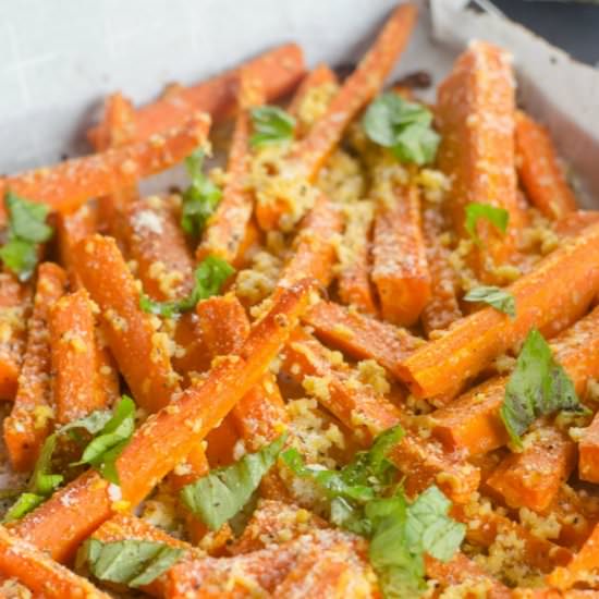 20 Minute Parmesan Roasted Carrots