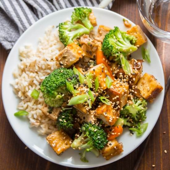 Tofu Stir-Fry with Garlic Sauce