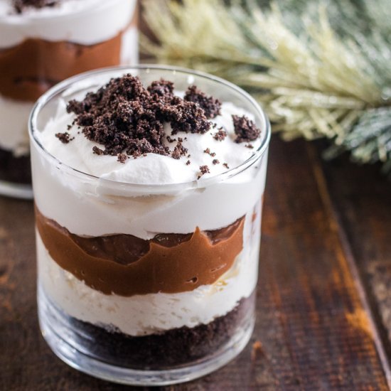 Oreo Dirt Pudding Parfaits