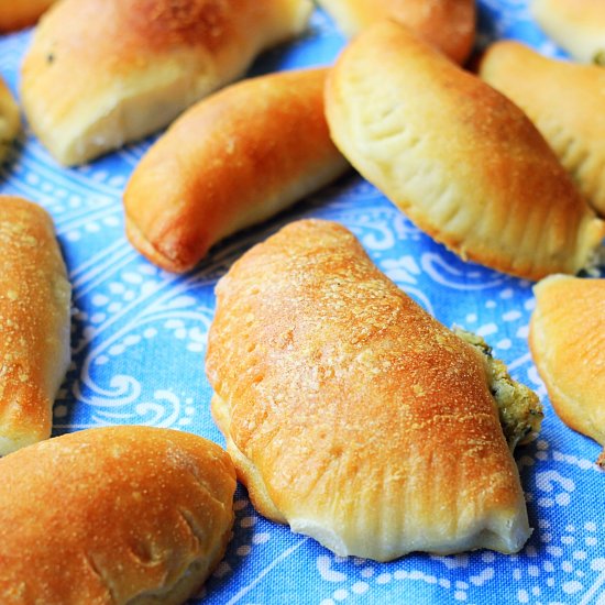 spinach and artichoke pockets