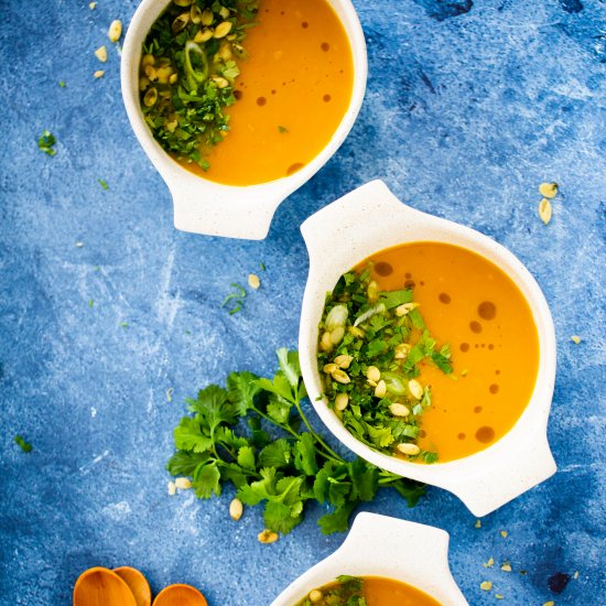 Detox carrot soup