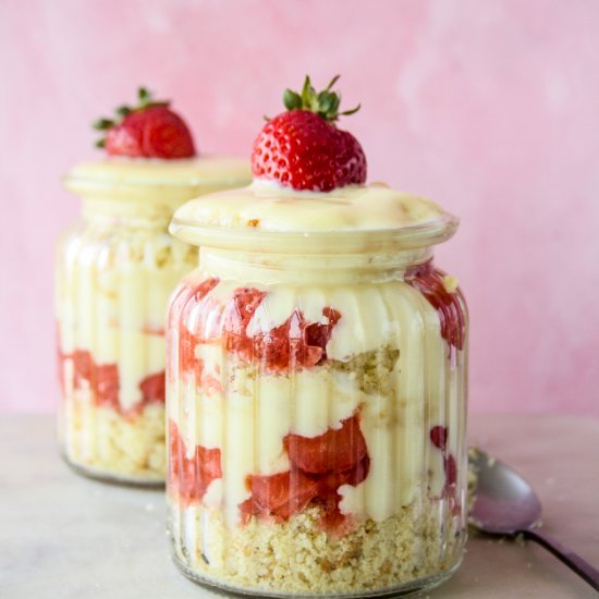 Strawberry Trifle Pudding