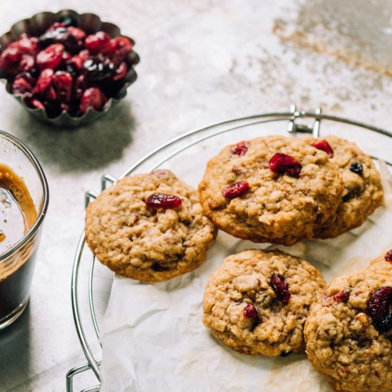 Chewy Oatmeal Cookies