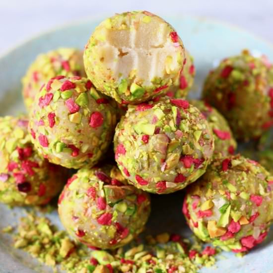 Vegan White Chocolate Truffles