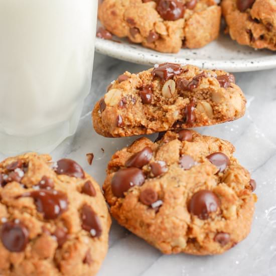 Peanut Butter Oatmeal Cookies