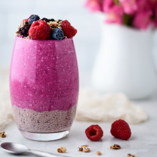 Dragon Fruit Chia Pudding Smoothie