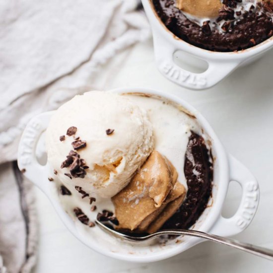 Chocolate Cashew Butter Mug Cakes