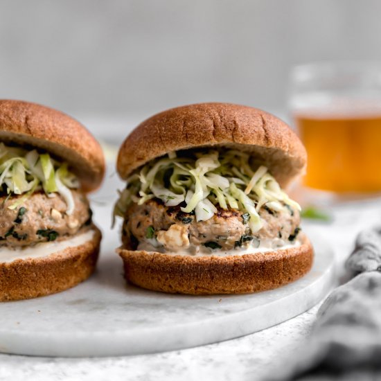 turkey burgers with cabbage slaw