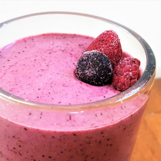 Family Favorite Fruit Smoothie