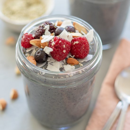 Berries and Greens Breakfast Puddin