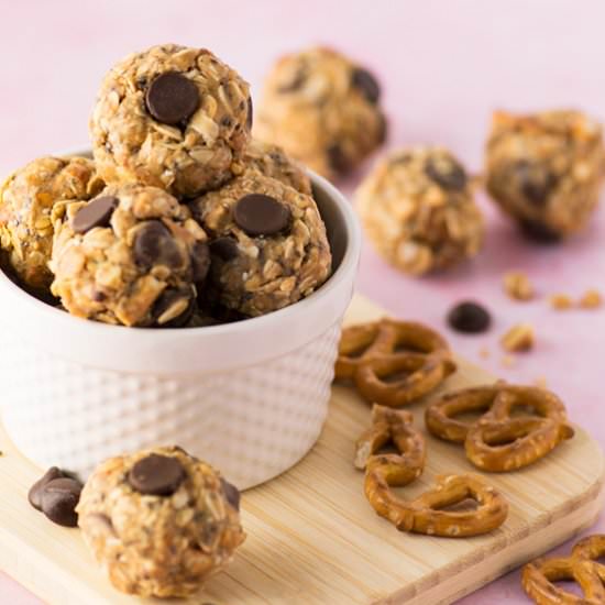 Chocolate PB Pretzel Bites