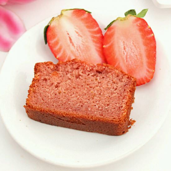 Eggless Strawberry Cake