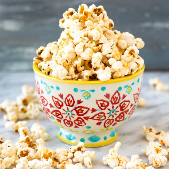 Spicy Sriracha Popcorn