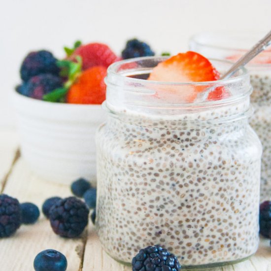 Easy Vanilla Chia Seed Pudding