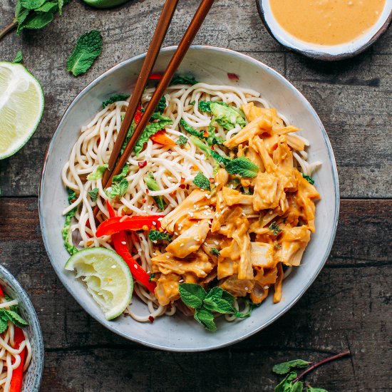 15 Minute Peanut Jackfruit Noodles