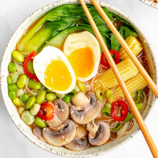 RAINBOW MISO RAMEN