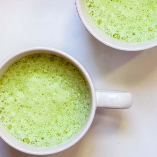 frothy vanilla matcha latte