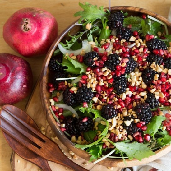 Berry salad with pomegranates