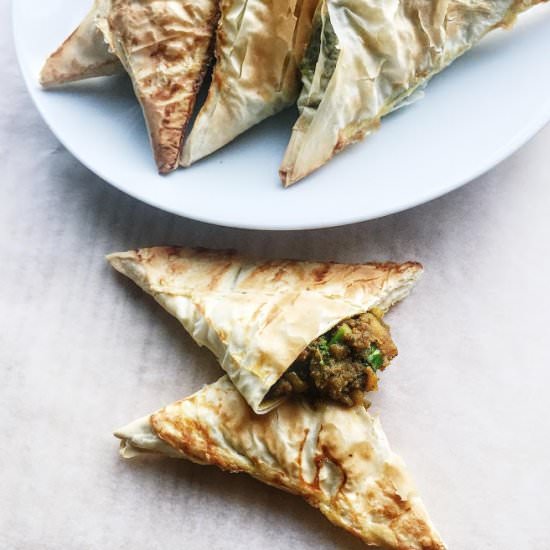 Hot Cumin Spiced Samosas