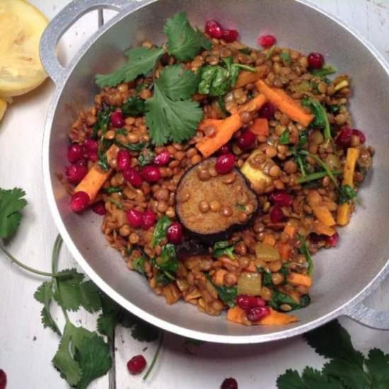 Lentil and pomegranate salad