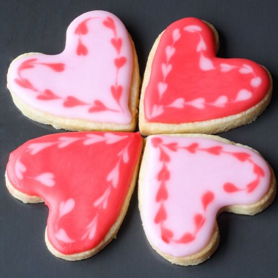 Iced Sweetheart Biscuits