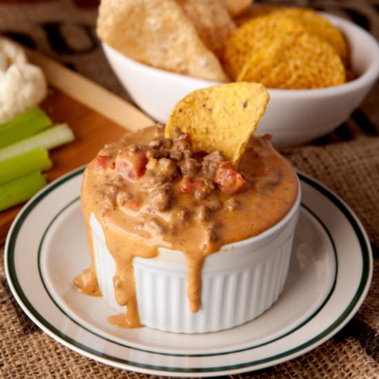 Slow Cooker Taco Beef Queso Dip