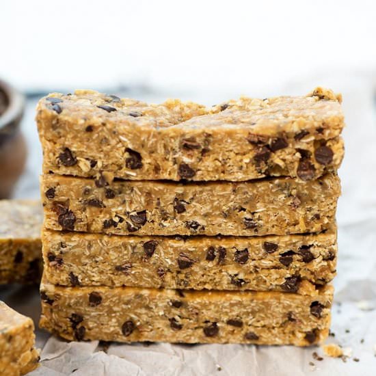 Easy Chocolate Chip Chewy Bars