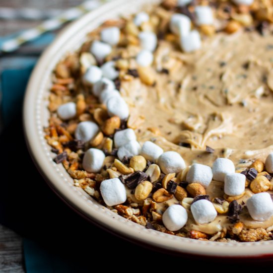 PB Marshmallow Pie w/ Pretzel Crust