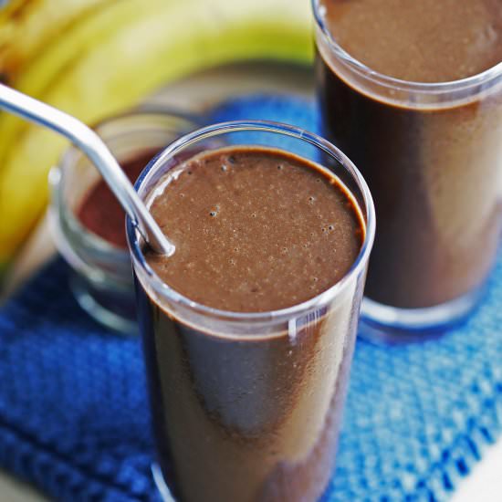 Healthy Chocolate Banana Smoothie