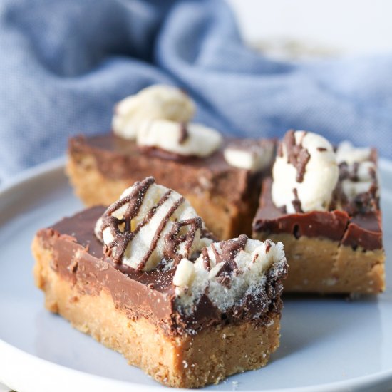 Peanut Butter S’mores Fudge Bar