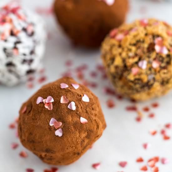 Easy Valentine Chocolate Truffles