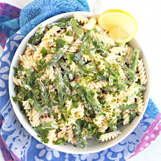 Creamy Asparagus Pasta (Vegan)